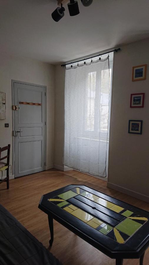 Appartement Dans Ancienne Maison Pyreneenne. Cadéac Buitenkant foto
